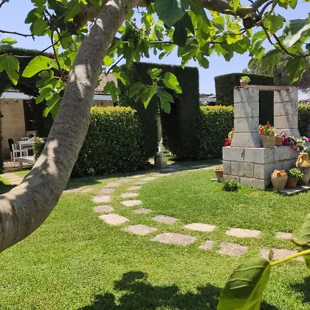 Masseria Salentina Costarella Aparthotel Borgagne